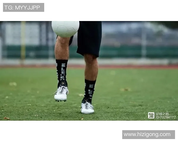 掌握颠球技巧轻松玩转足球运动的全面指南